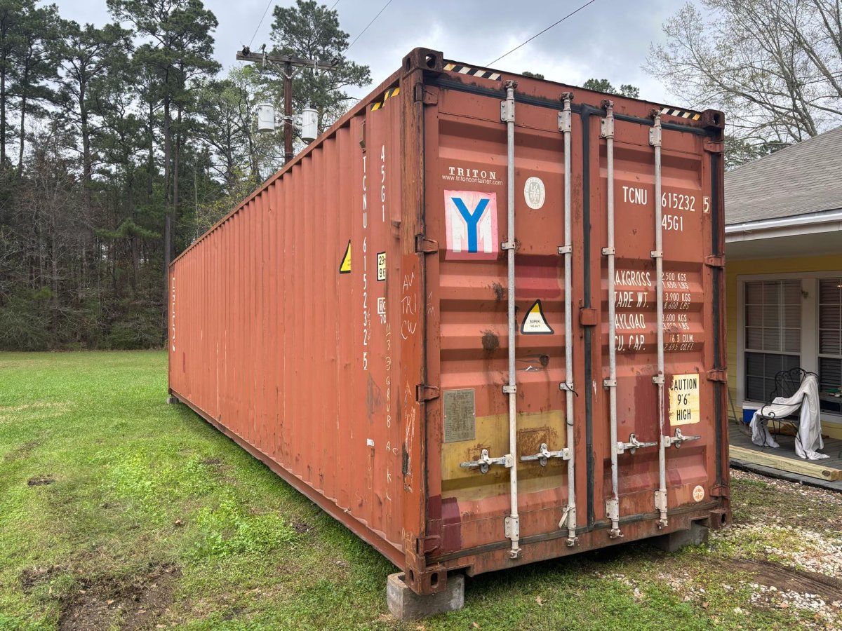 40' High Cube container in Los Angeles, CA