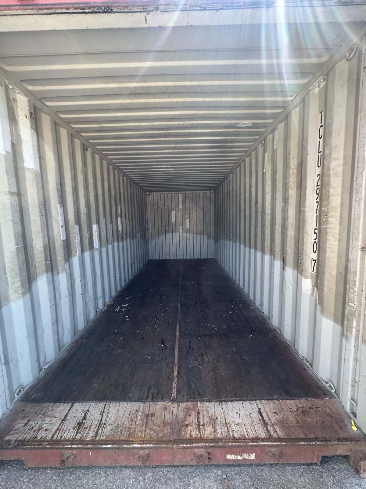 20' Cargo Worthy shipping container - photo 2